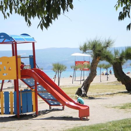 Apartment Lana Omiš Kültér fotó