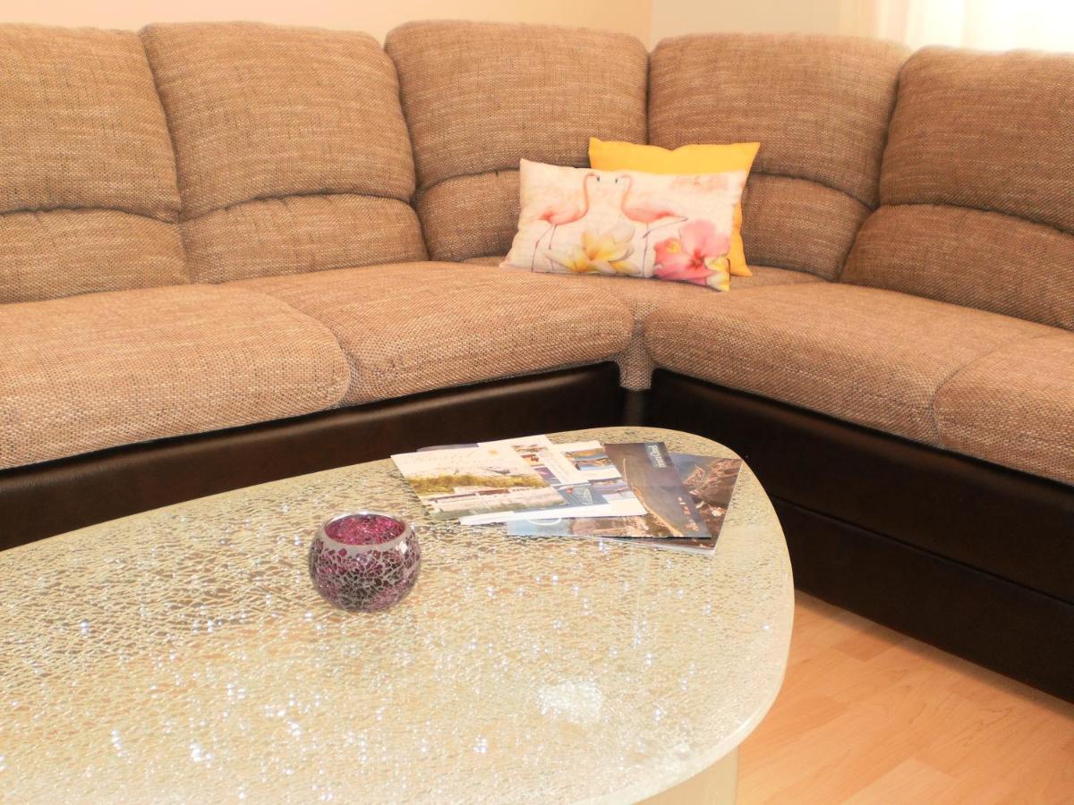 Apartment Lana Omiš Kültér fotó