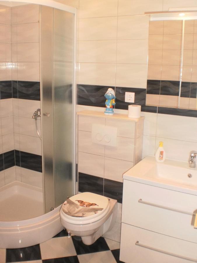 Apartment Lana Omiš Kültér fotó