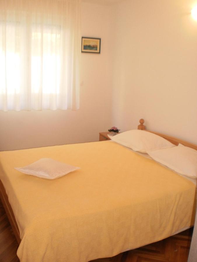 Apartment Lana Omiš Kültér fotó