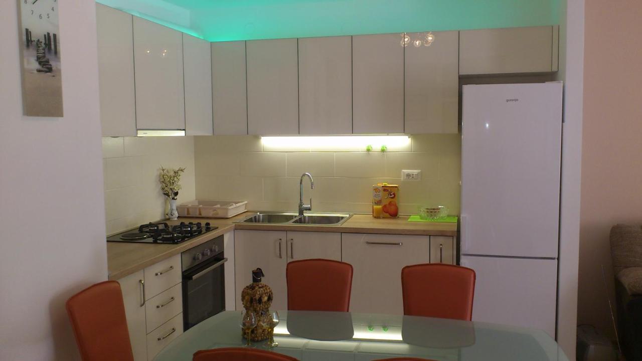 Apartment Lana Omiš Kültér fotó